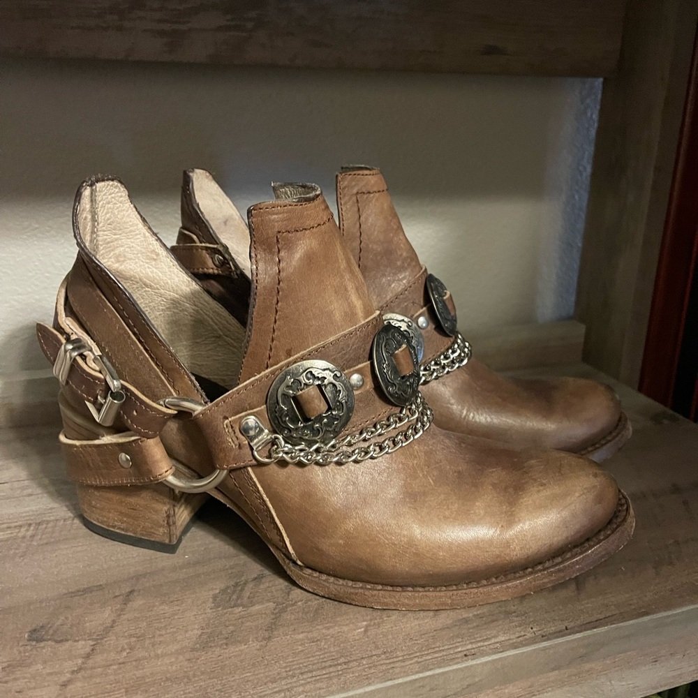 Freebird by Steven Brown Ankle Boots with Chain Detail